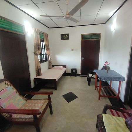 Hotel Moon Light Rest Unawatuna Exterior foto
