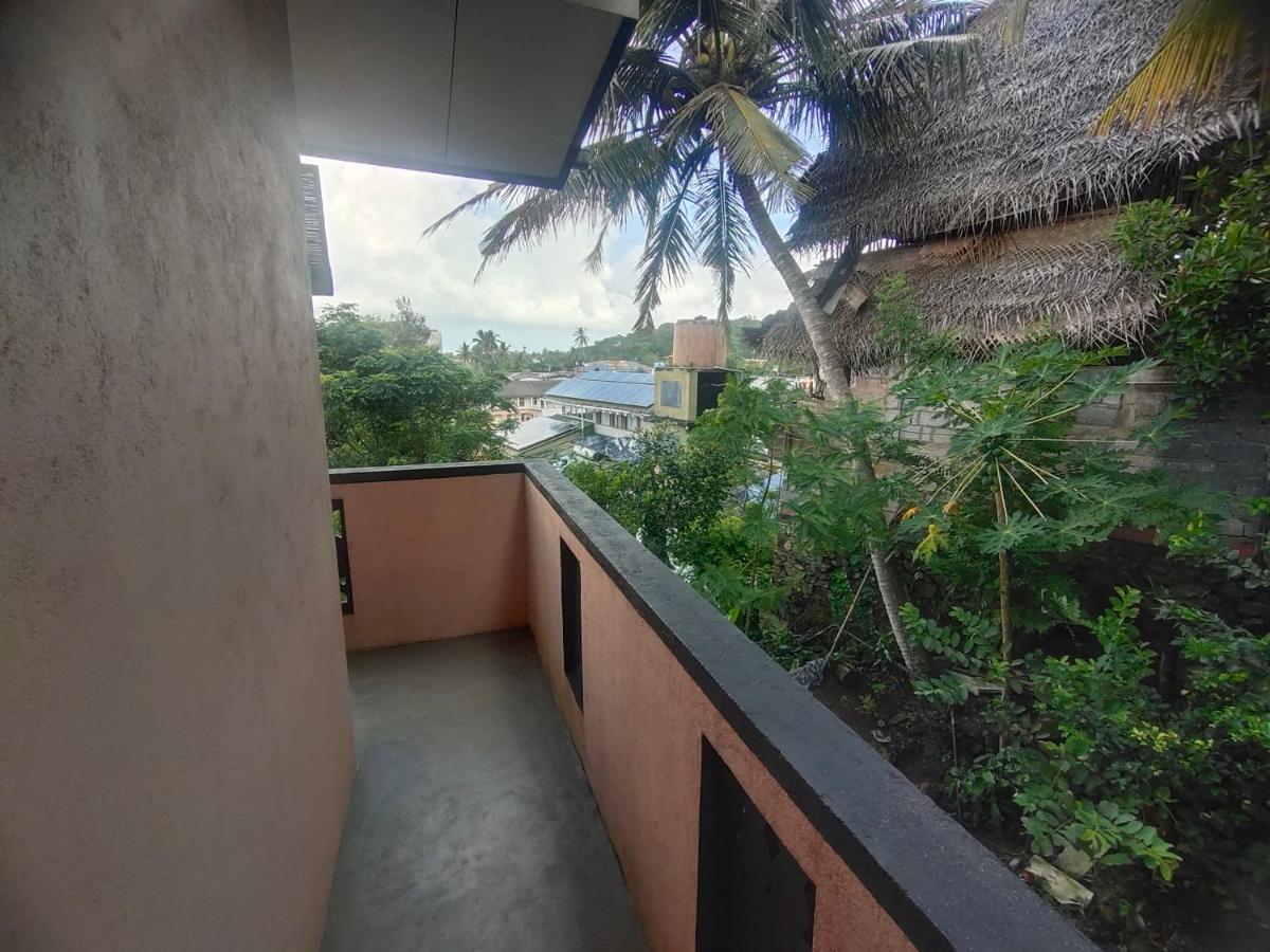 Hotel Moon Light Rest Unawatuna Exterior foto