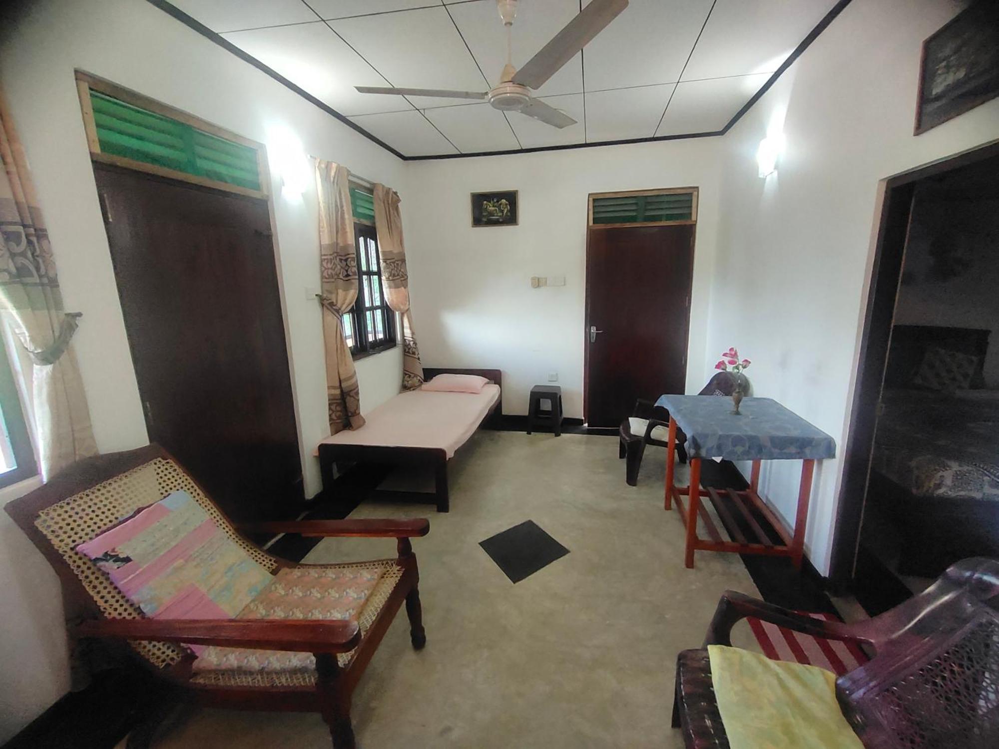 Hotel Moon Light Rest Unawatuna Exterior foto